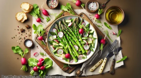 Frühlingssalat mit Spargel und Radieschen